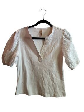 dolan White Eyelet Puff Sleeve Split-Neck Top